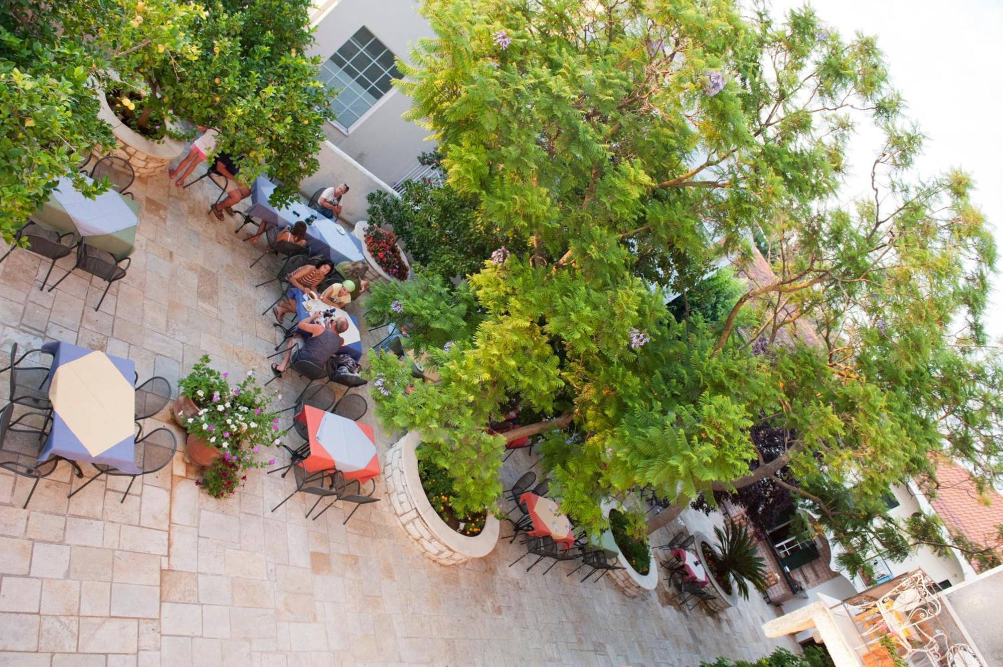 Marie Hotel Acharavi  Luaran gambar