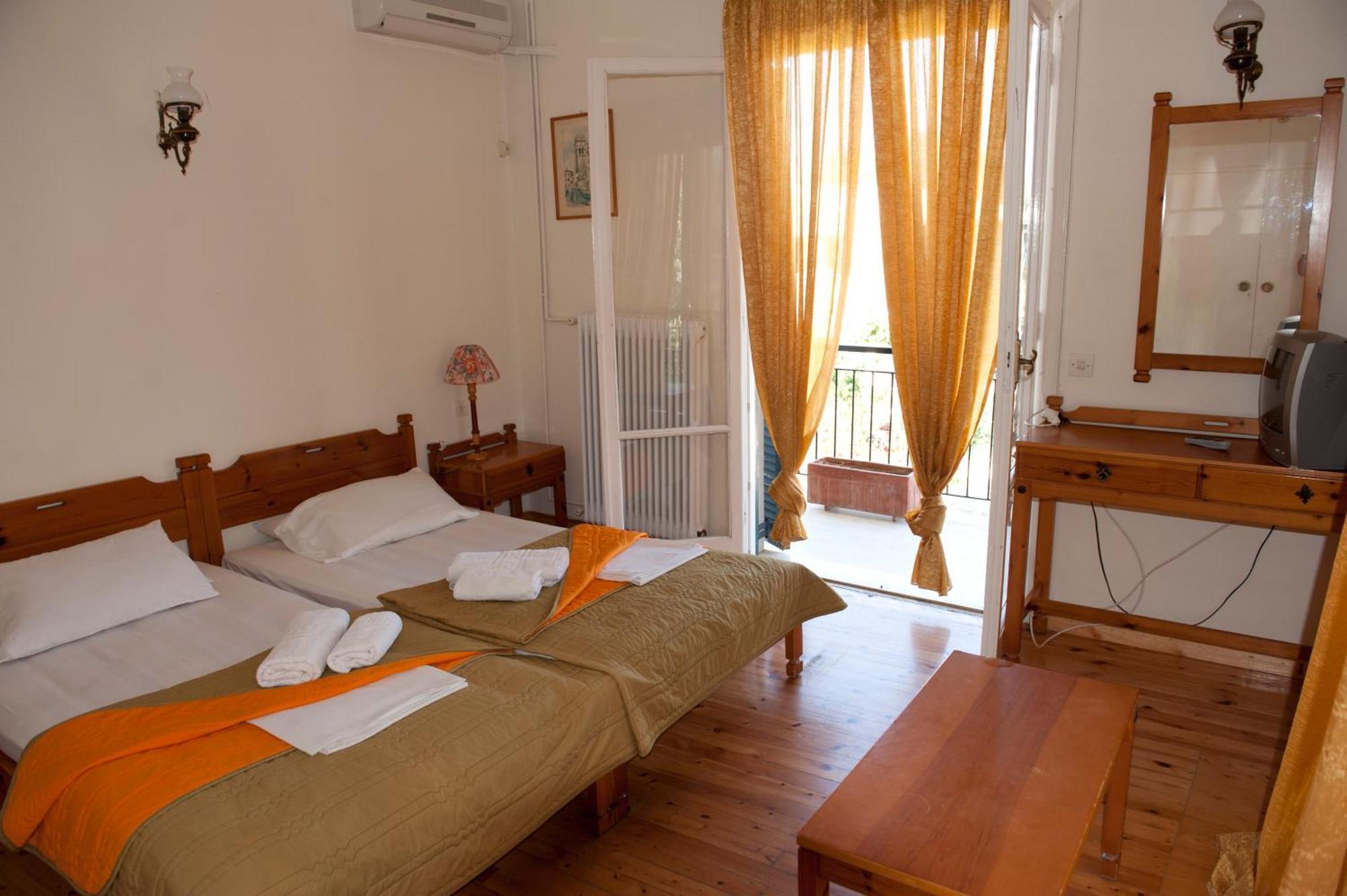 Marie Hotel Acharavi  Luaran gambar
