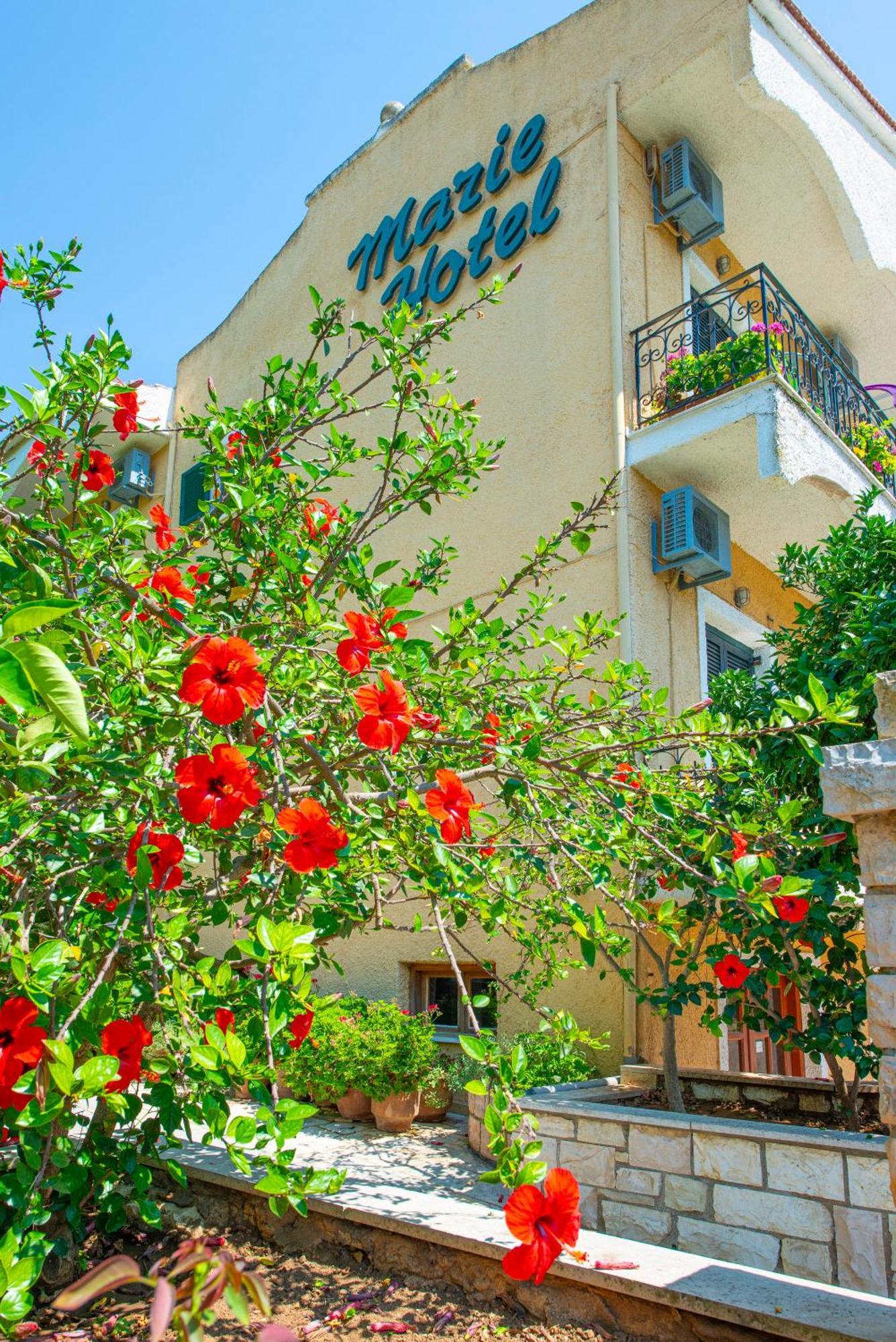 Marie Hotel Acharavi  Luaran gambar
