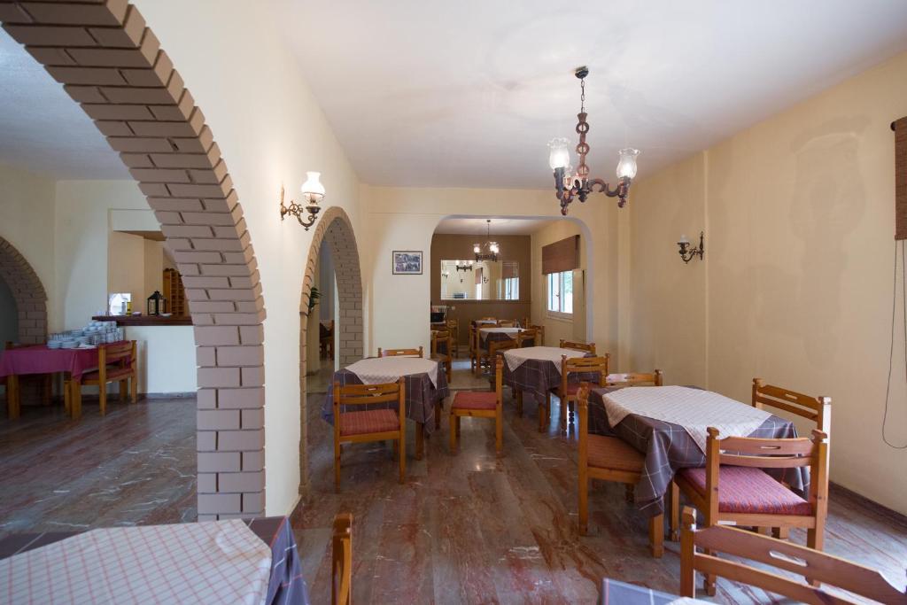 Marie Hotel Acharavi  Luaran gambar