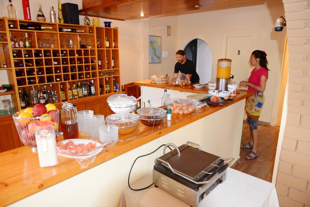 Marie Hotel Acharavi  Luaran gambar